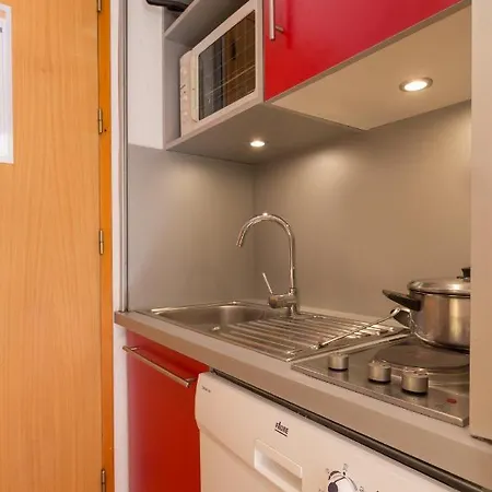 Residence Le Golf 아파트호텔 메리벨
